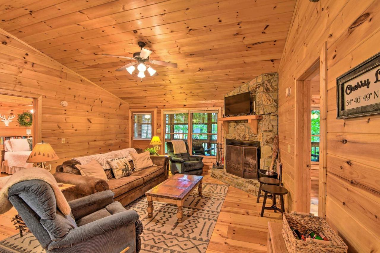 Pinot And Pine Chic Log Cabin About 5 Mi To Blue Ridge Eksteriør billede